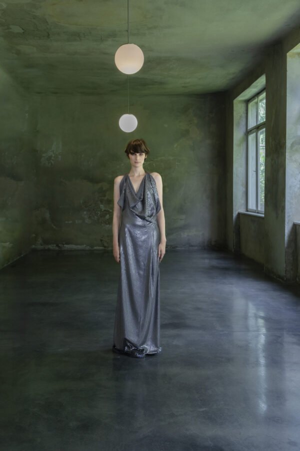 Sequins Eveningdress with deep back - Image 2