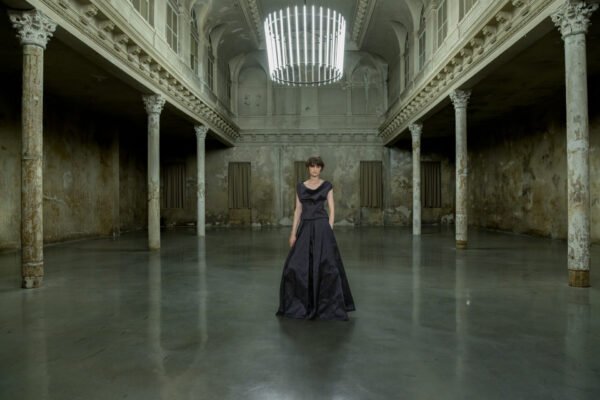 Signature Eveningskirt - Image 2
