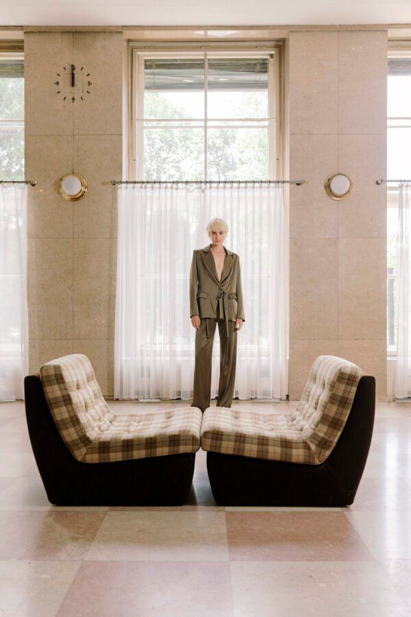 Pleat-front TROUSERS